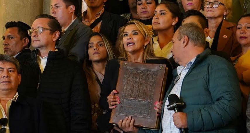 Bolivia y Chile: procesos en distinta dirección