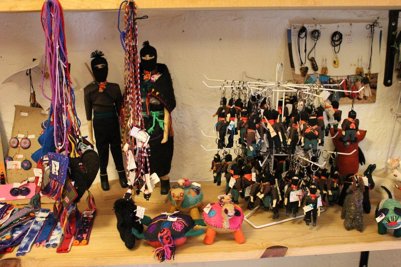 chiapas-zapatista-dolls-in-shop