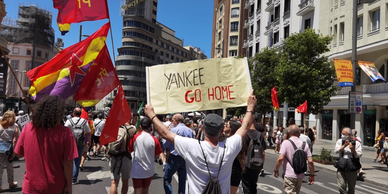 El “No a la OTAN” recorrió las calles de Madrid a días de la celebración de la cumbre
