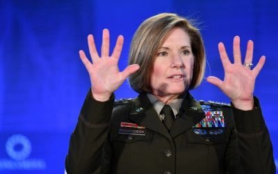 Laura Richardson intenta reavivar el Estatuto del coloniaje