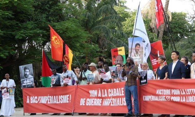 Hay que combatir al capitalismo liberal en su propia guarida